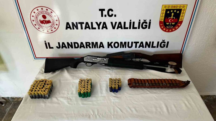 Antalya’da 29 aranma ve 84 yıl ceza ile aranan kişi yakalandı