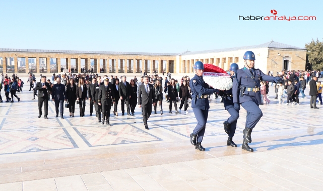 ANTGİAD üyeleri Anıtkabir'de