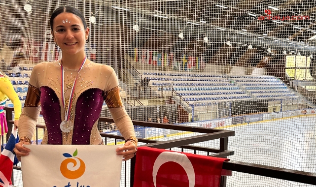 Eğlence amaçlı buz pistindeki antrenmanla Avrupa'da ikinci oldu
