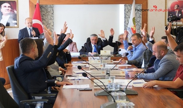 Kemer Belediyesi'nde kasım meclisi