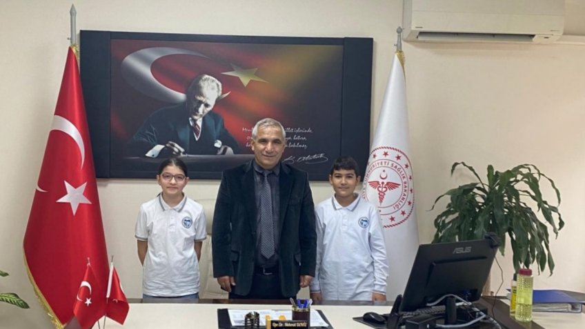 Kumbaralarındaki parayla tekerlekli sandalye aldılar
