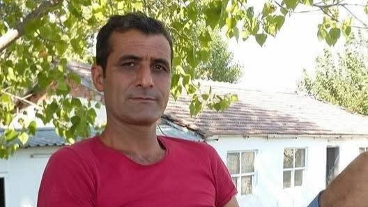 Ağaç keserken kafasına yamaçtan taş düşen adam hayatını kaybetti