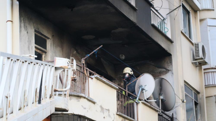 Antalya’da 9 katlı binada korkutan yangın: 4 kişi dumandan etkilendi