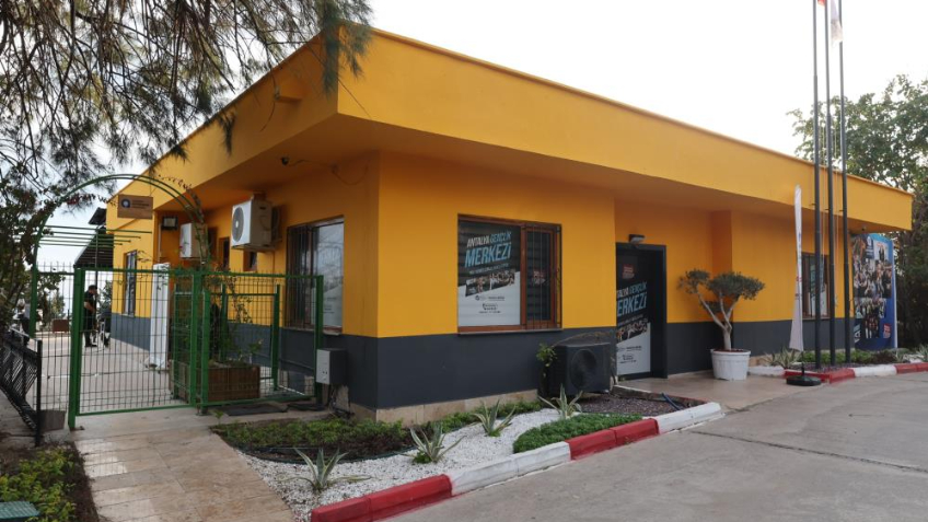 Antalya’da Gençlik Merkezi açıldı