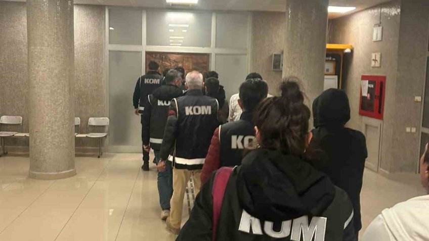 Antalya’da gasp şüphelisi 7 kişi tutuklandı