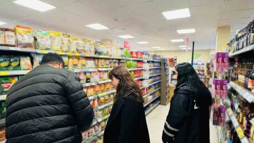 Kemer’de zabıta ekiplerinden yılbaşı denetimi