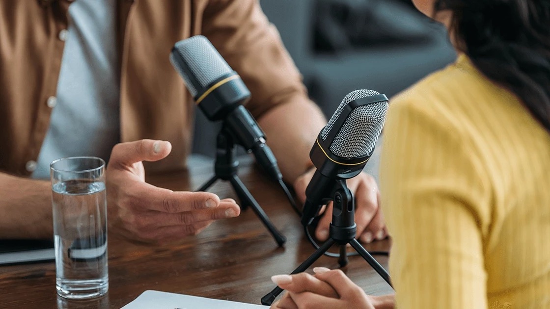 Muratpaşa'da podcast atölyesi: Sesinin gücünü keşfet