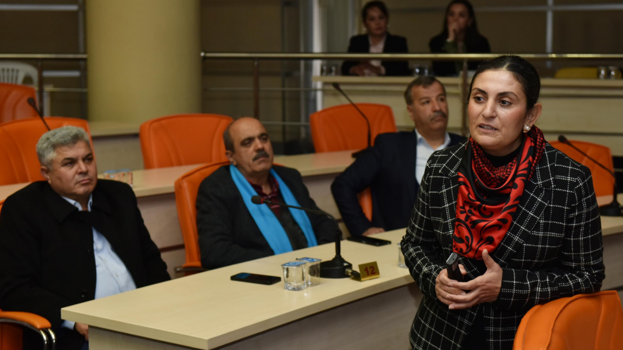Kepez’in muhtarlarına afet eğitimi verildi