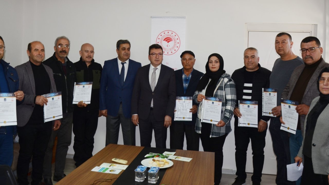Antalya'da İyi Tarım Uygulamaları sertifikaları dağıtıldı