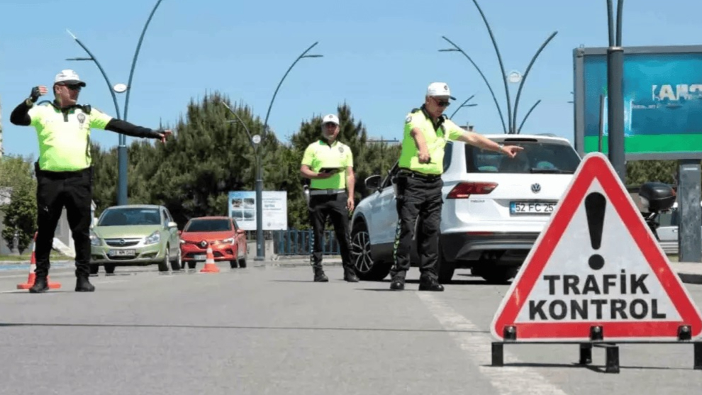 Antalya’da 1 haftada 55 bin 854 araç denetlendi