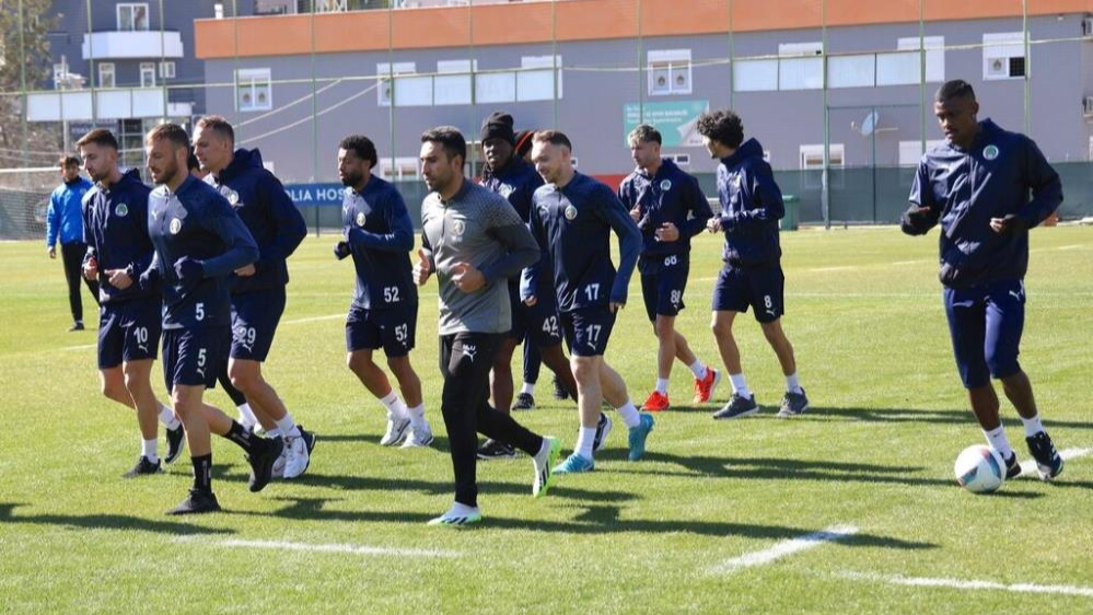 Alanyaspor’da kupa mesaisi başladı