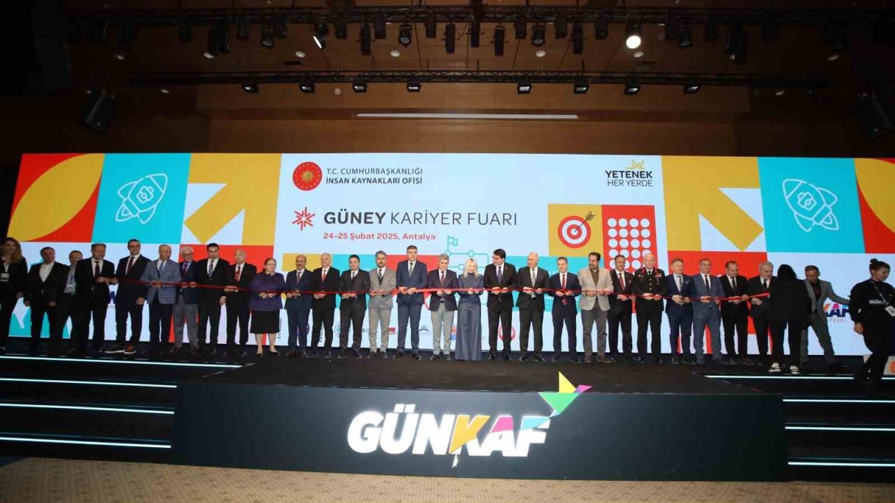 Antalya'da Güney Kariyer Fuarı açıldı