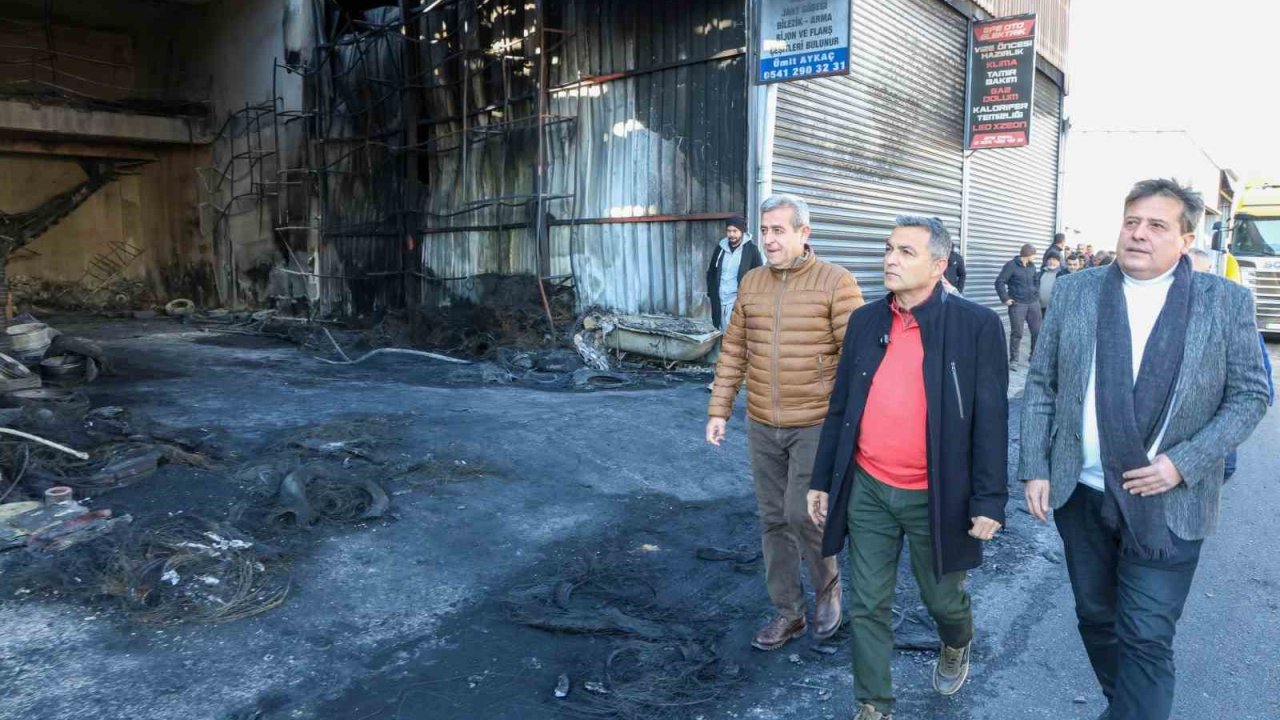 Antalya Manavgat’ta yangın mağduru esnafa destek ziyareti