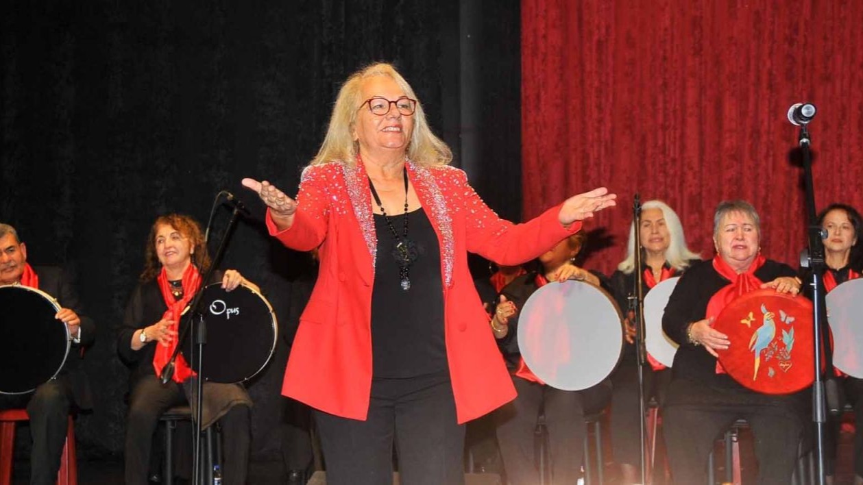 Muratpaşa Belediyesi Kültür Salonu'nda Usullerle Türk Müziği Topluluğu' sahne aldı
