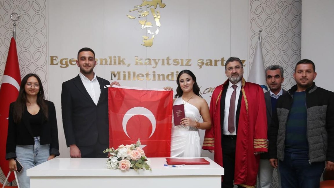 Serik Belediyesi'nde iki yılda 2 bin 100 nikah kıyıldı