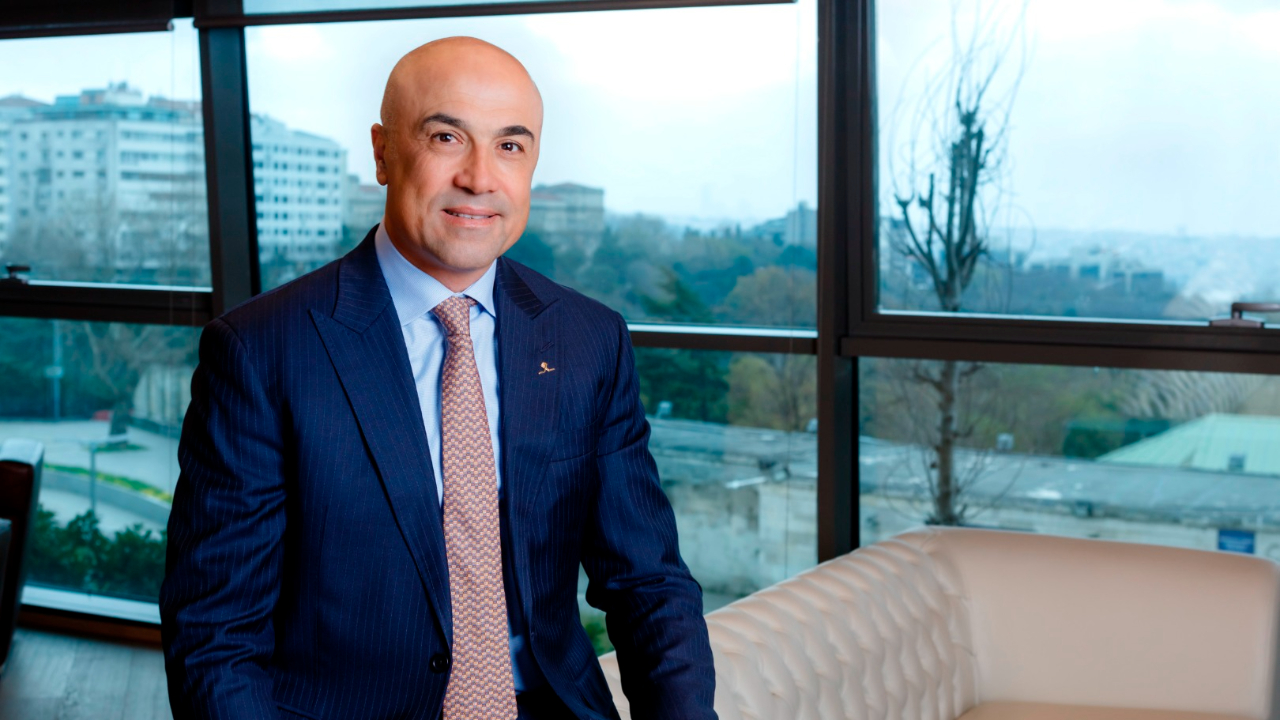 Çocukluk hayalini gerçekleştirdi