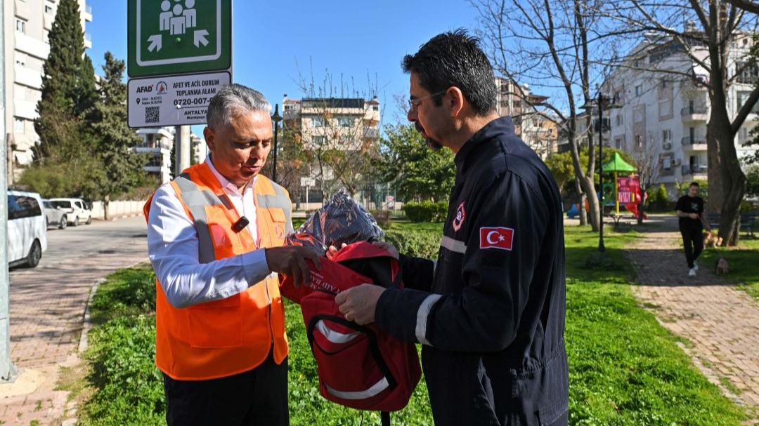 Muratpaşa’dan afet tatbikatı: Tüm ilçe katılacak