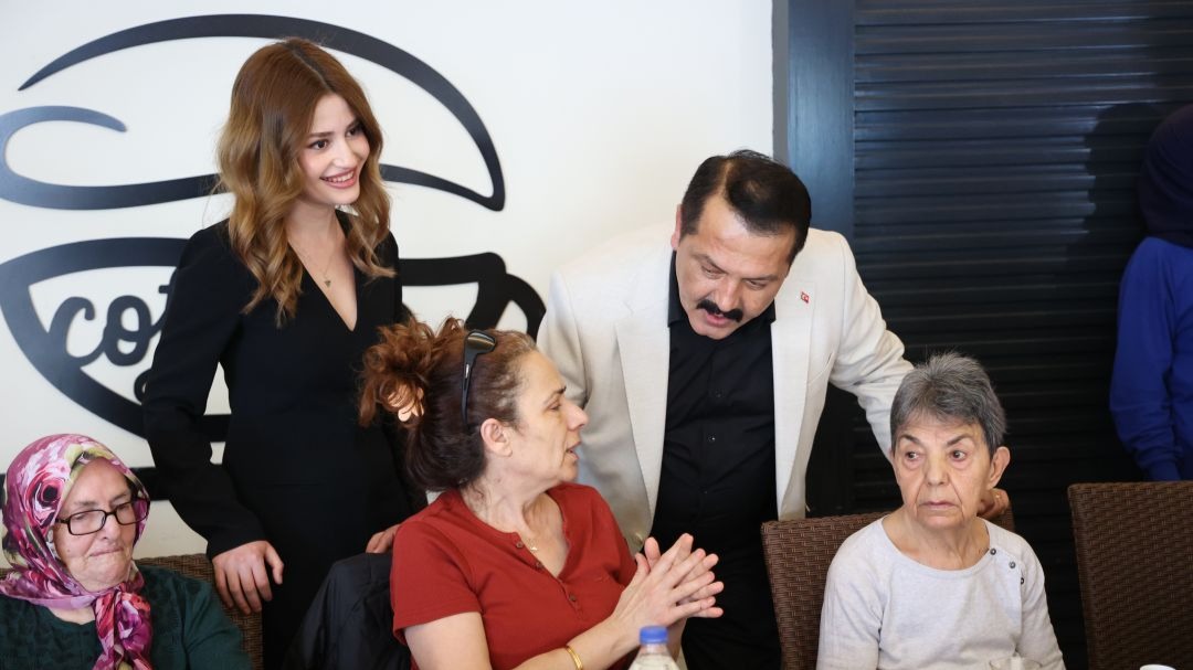 Alzheimer hastaları EKDAĞ tesislerinde sosyalleşti