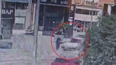 Yaşlı kadını hayattan koparan kaza kamerada