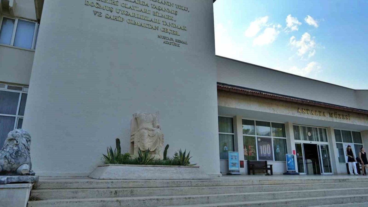 Antalya Arkeoloji Müzesi aynı alanda yeniden inşa edilecek