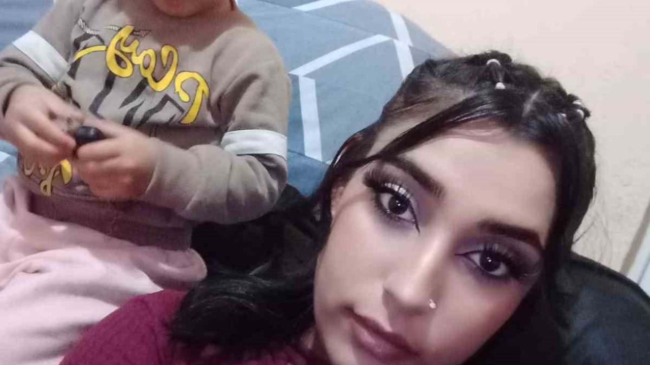 19 yaşındaki genç anne çocuğuyla birlikte sırra kadem bastı
