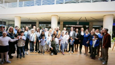 Otizmli bireylerden Kepez’de farkındalık sergisi
