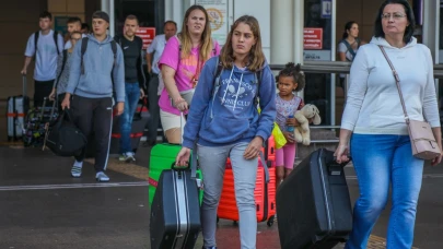 Antalya'ya 3 ayda 855 bin 429 turist geldi