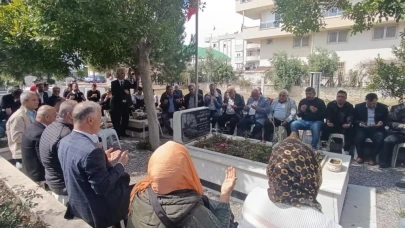 Şehit Üsteğmen Ozan Şarlak mezarı başında dualarla anıldı