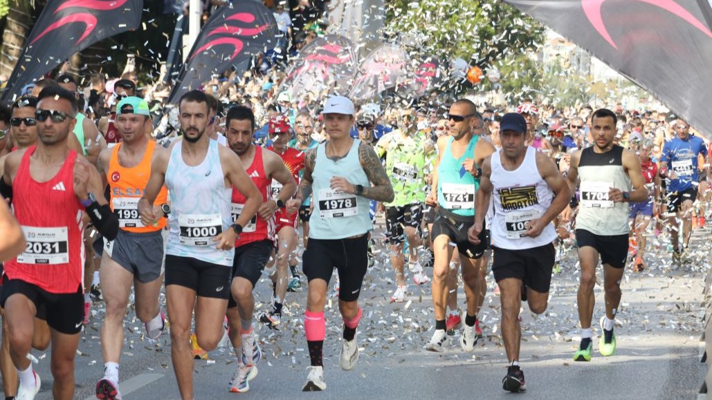 20'nci yılını kutlayan Runtalya Maratonu heyecanla koşuldu