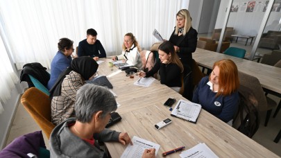 Hello Mersin' İngilizce kursu açıldı