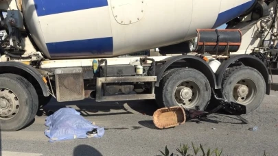 Beton mikserinin altında kalan bisikletli kadın hayatını kaybetti