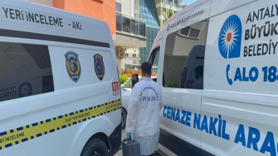 Antalya'da Çağrı Merkezi Çalışanı Gözde Gökalp'in Evde Cansız Bulundu