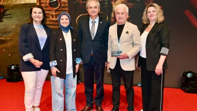 Finike Belediyesi'ne birincilik ödülü