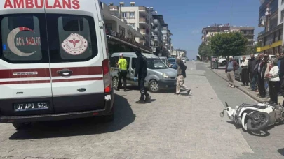 Hafif ticari araçla motosiklet çarpıştı: 1 yaralı