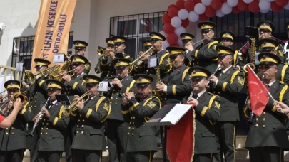 Askeri bandodan 23 Nisan konseri