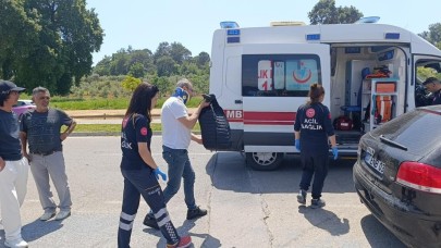 Manavgat'ta Güvenlik Kamerasına Yansıyan Trafik Kazası
