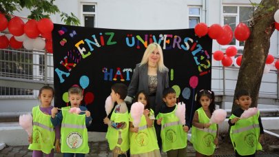 Akdeniz Üniversitesi’nde 5. Geleneksel Çocuk Şenliği düzenlendi