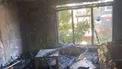 Alanya’da apartman dairesinde çıkan yangında 1 kişi dumandan etkilendi