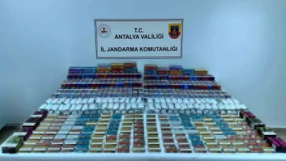 Antalya’da elektronik sigara ve kaçak tütün operasyonu