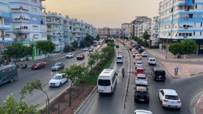 Antalya’da motorlu kara taşıtları sayısı 1 milyon 594 bin 194 oldu