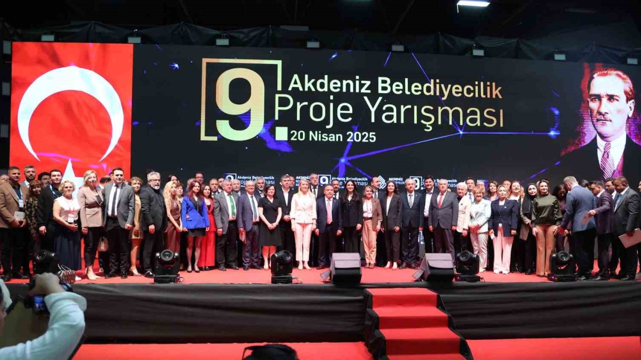 Belediyeciliğin kalbi Antalya’da attı