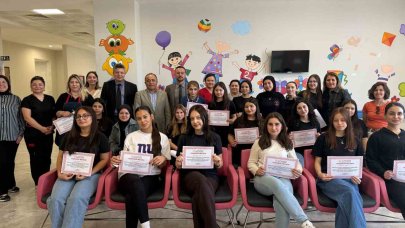 Döşemealtı Devlet Hastanesi’nde Çocuk Poliklinikleri sanatla renklendi