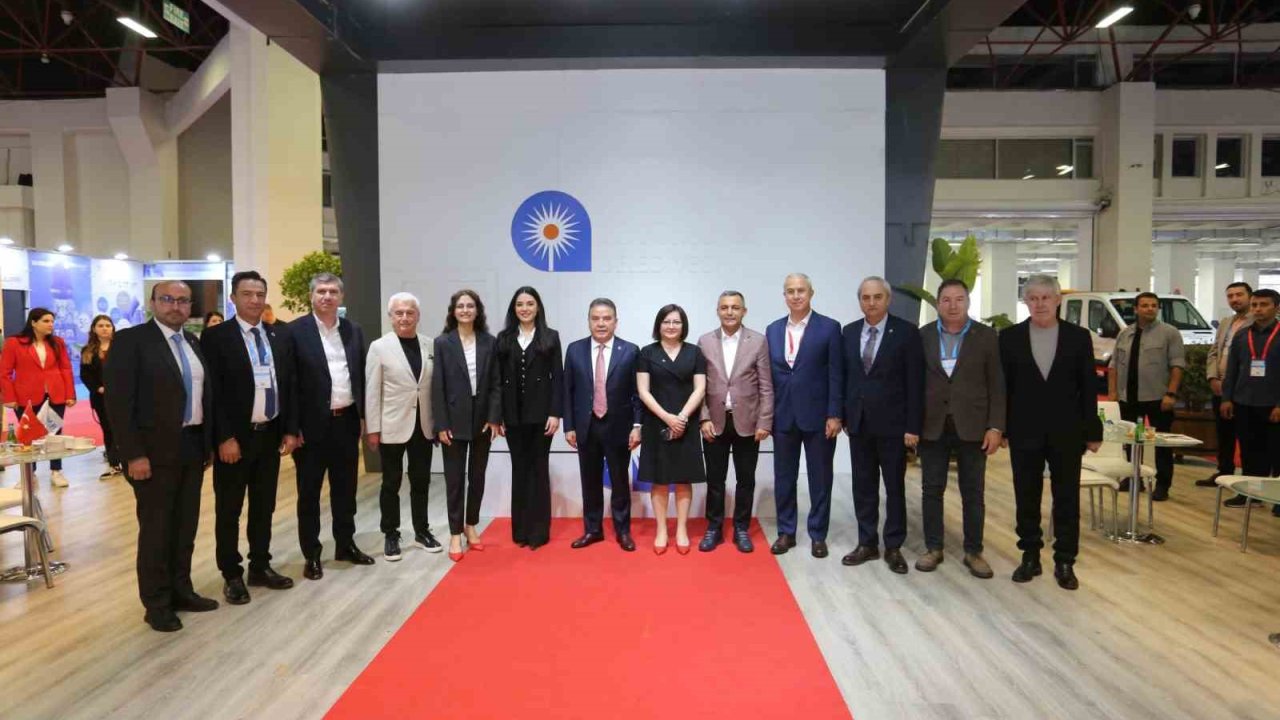 Kocagöz, Akdeniz Belediyeler Birliği encümen üyesi seçildi