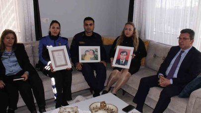 Serik protokolü, şehit polisin kızını ziyaret etti
