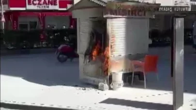 Tüplü seyyar mısır arabası yandı, ilk müdahaleyi vatandaş yaptı