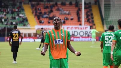 Attamah'ın Kendi Kalesine Golüyle Başlayan Maç 1-1 Bitt