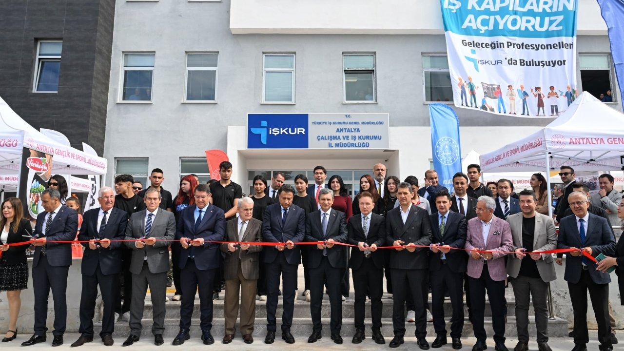 Meslek lisesi öğrencileri işverenlerle buluştu
