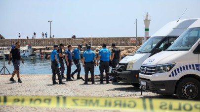 Denizde kimliği belirsiz ceset bulundu