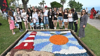 Antalya'da  Gençlerin Yaratıcılığıyla Renklenen Bir Açık Hava Galerisi
