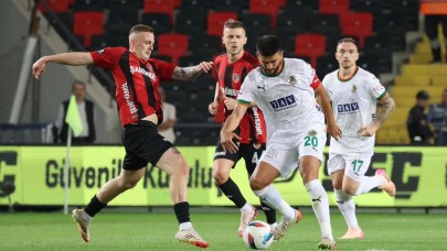 Alanyaspor zorlu maçta Gaziantep FK'yi devirdi! .